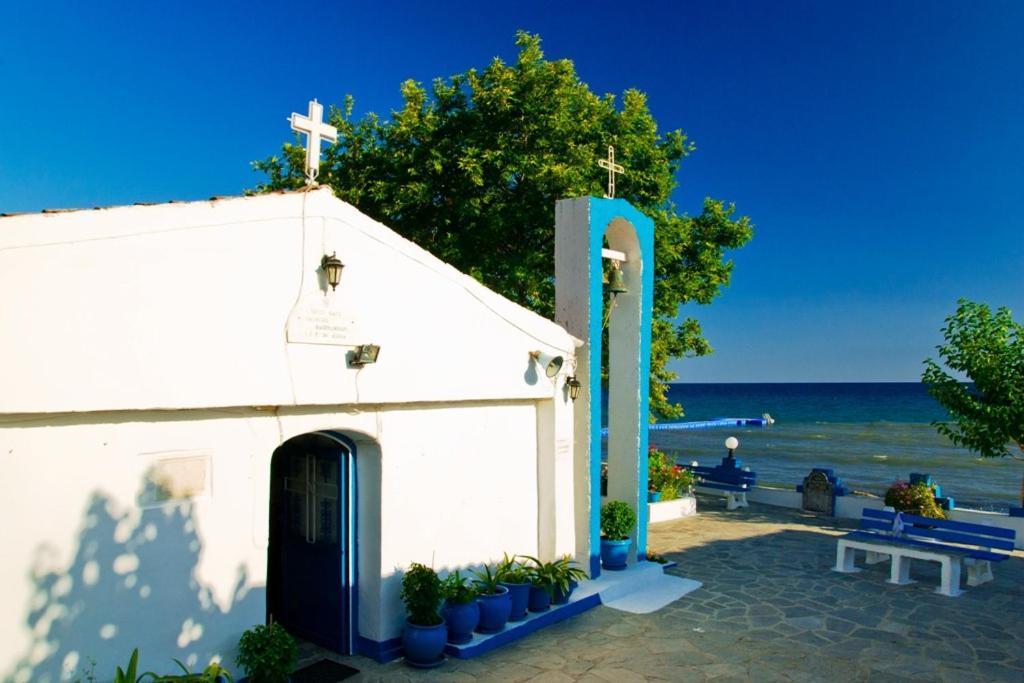 Stigmes Villas & Suites Nea Skioni Buitenkant foto