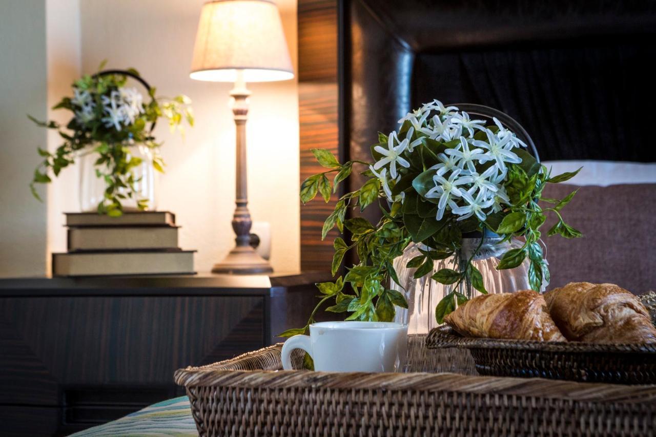 Stigmes Villas & Suites Nea Skioni Buitenkant foto