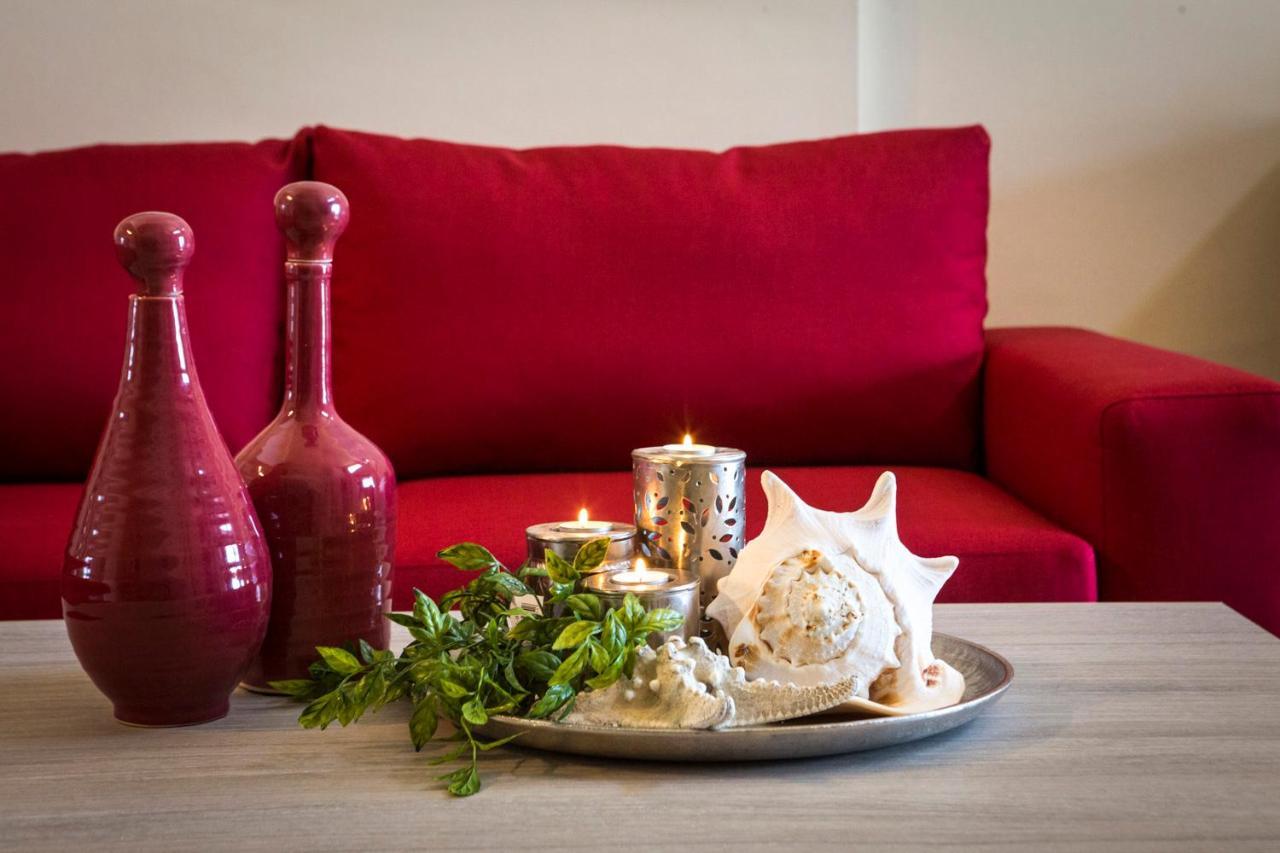 Stigmes Villas & Suites Nea Skioni Buitenkant foto