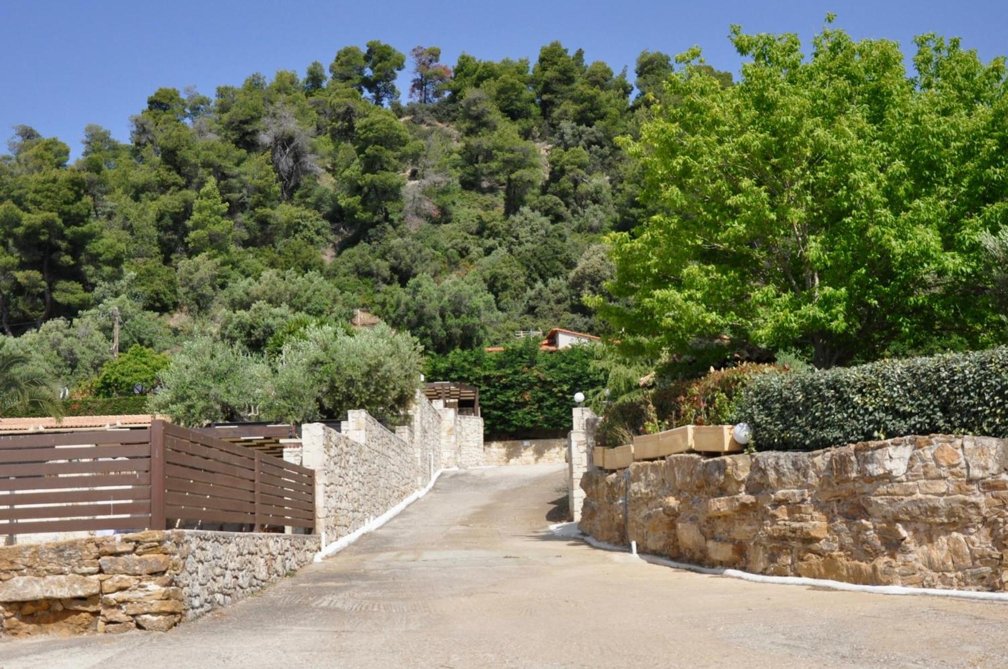 Stigmes Villas & Suites Nea Skioni Buitenkant foto